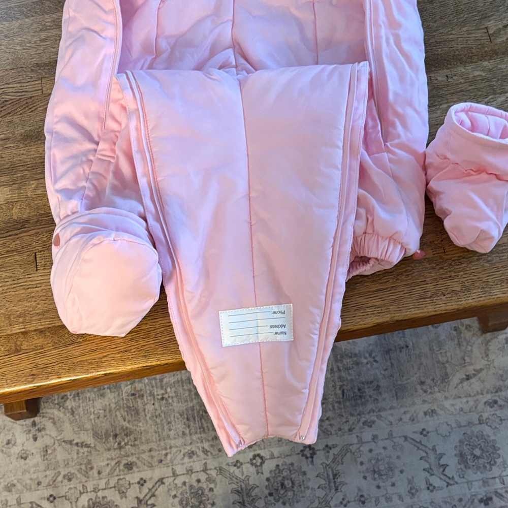 La Petite Rothschild Size 18 M Adorable Pink Snowsuit with Mittens and Booties - Picture 8 of 13